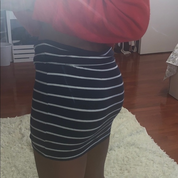 Striped skirt - Picture 2 of 2